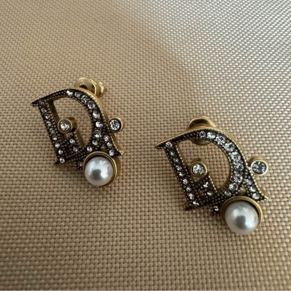 Dior Jewelry - Dior Logo Tribale Pearl and Strass Gold Earrings